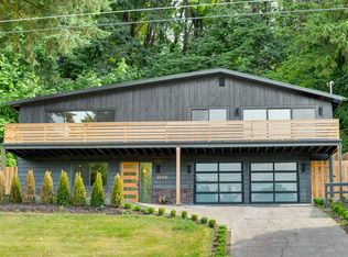 1058 Hemlock St, Lake Oswego, OR 97034