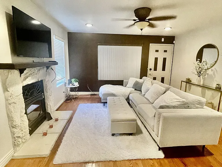 9070 Spring Mountain Rd #204 — Photo 17