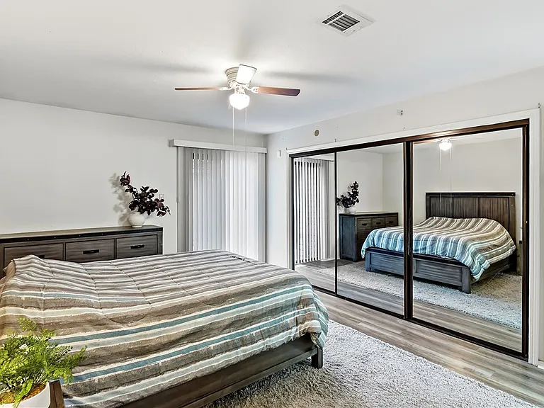 2523 Longmire Dr — Photo 21