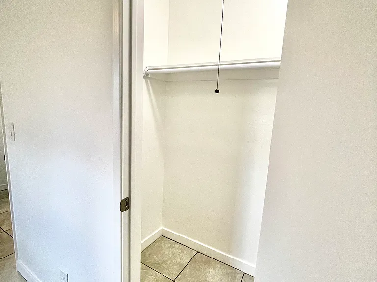 1058 W Flint St #B — Photo 16
