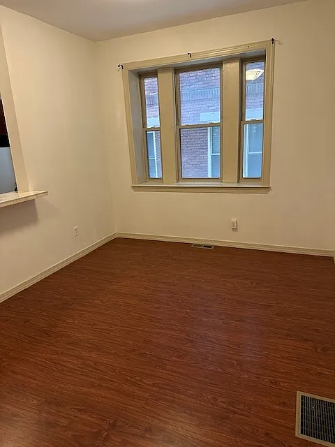 4708 Chestnut St — Photo 3