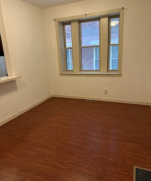 4708 Chestnut St — Photo 3