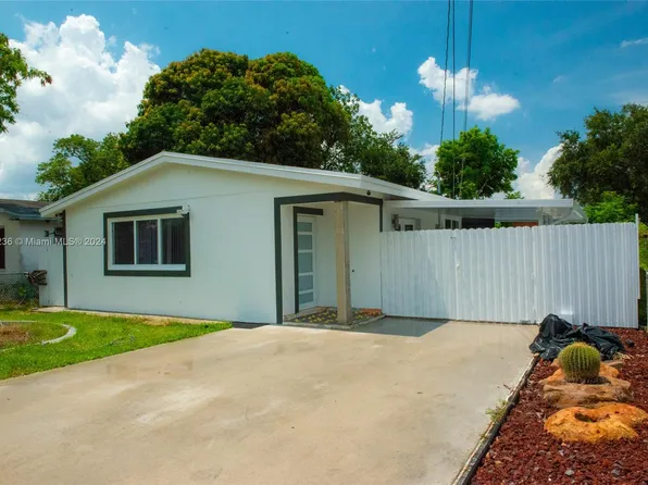 1757 NW 153rd St, Miami Gardens, FL 33054