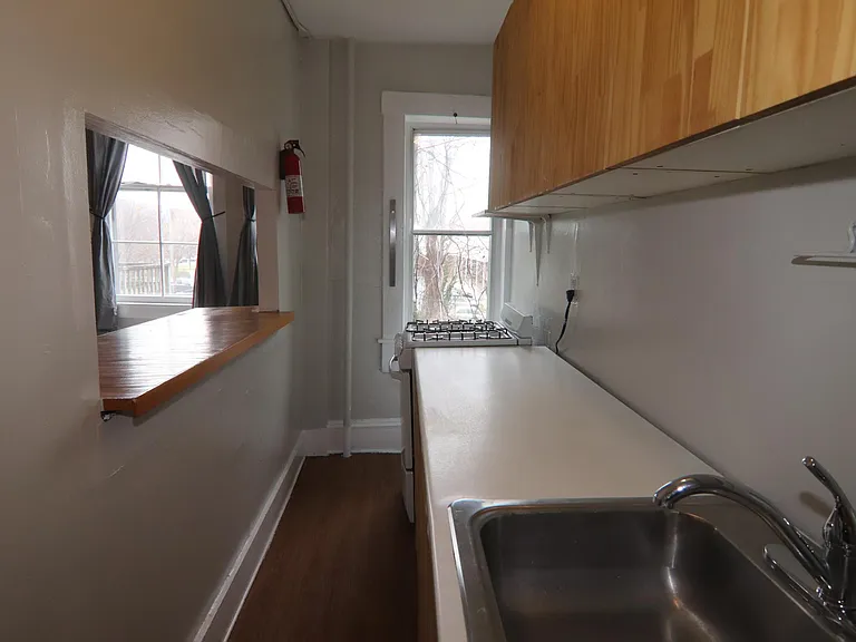 1614 Bolton St #3 — Photo 9