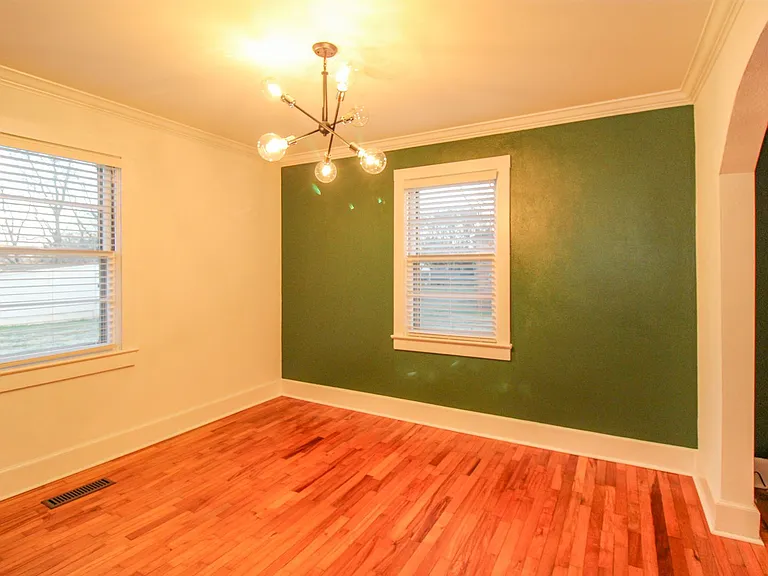 426 Rogers St — Photo 14