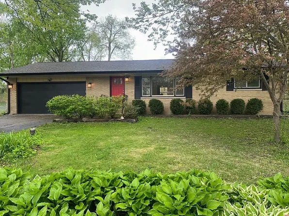 5111 Bong St, Wonder Lake, IL 60097