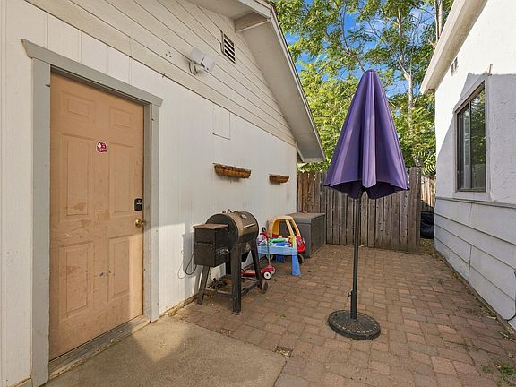 5th image of 1690 Veterans Ln