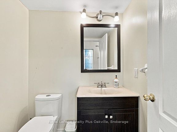 4th image of 5537 Linwell Pl