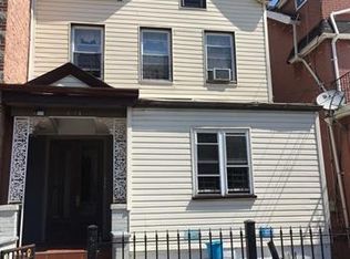 831 E 230th St, Bronx, NY 10466