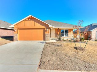 1108 Acacia Creek Dr, Yukon, OK 73099