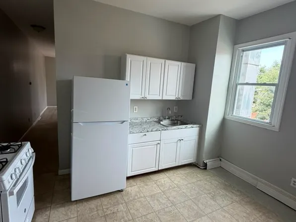 231 3rd St, Elizabethport, NJ