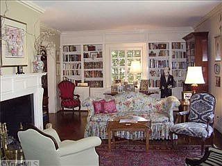 3rd image of 607 Chancery Pl