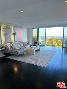 818 N Doheny Dr APT 808, West Hollywood, CA, 90069