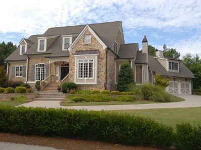 100 Newhaven Dr, Fayetteville, GA, 30215