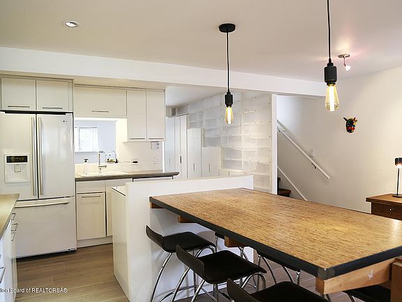 3rd image of 80 Aspen Dr APT 82
