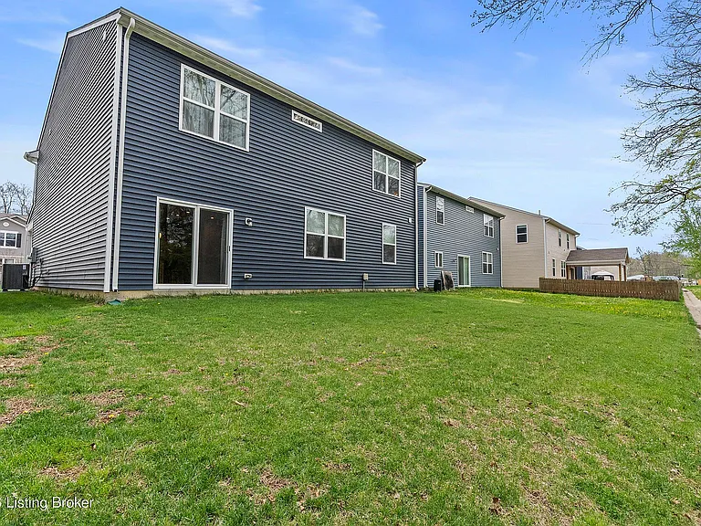 12034 Wooden Trace Dr — Photo 41