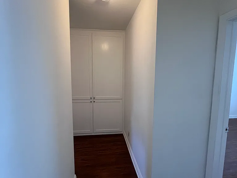 2129 N Gower St #8 — Photo 9
