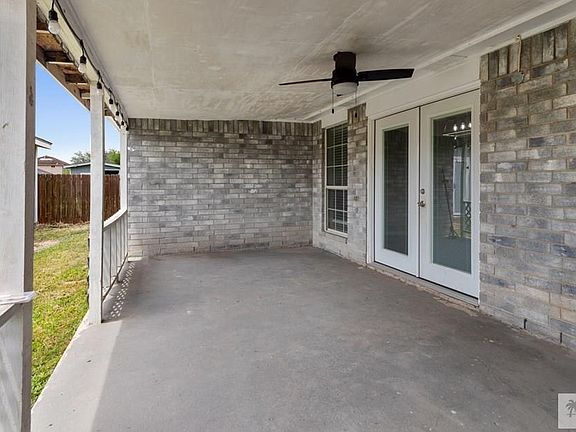 3rd image of 2340 Munich St
