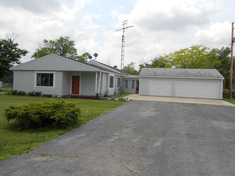 1st image of 104 Shady Acres Dr