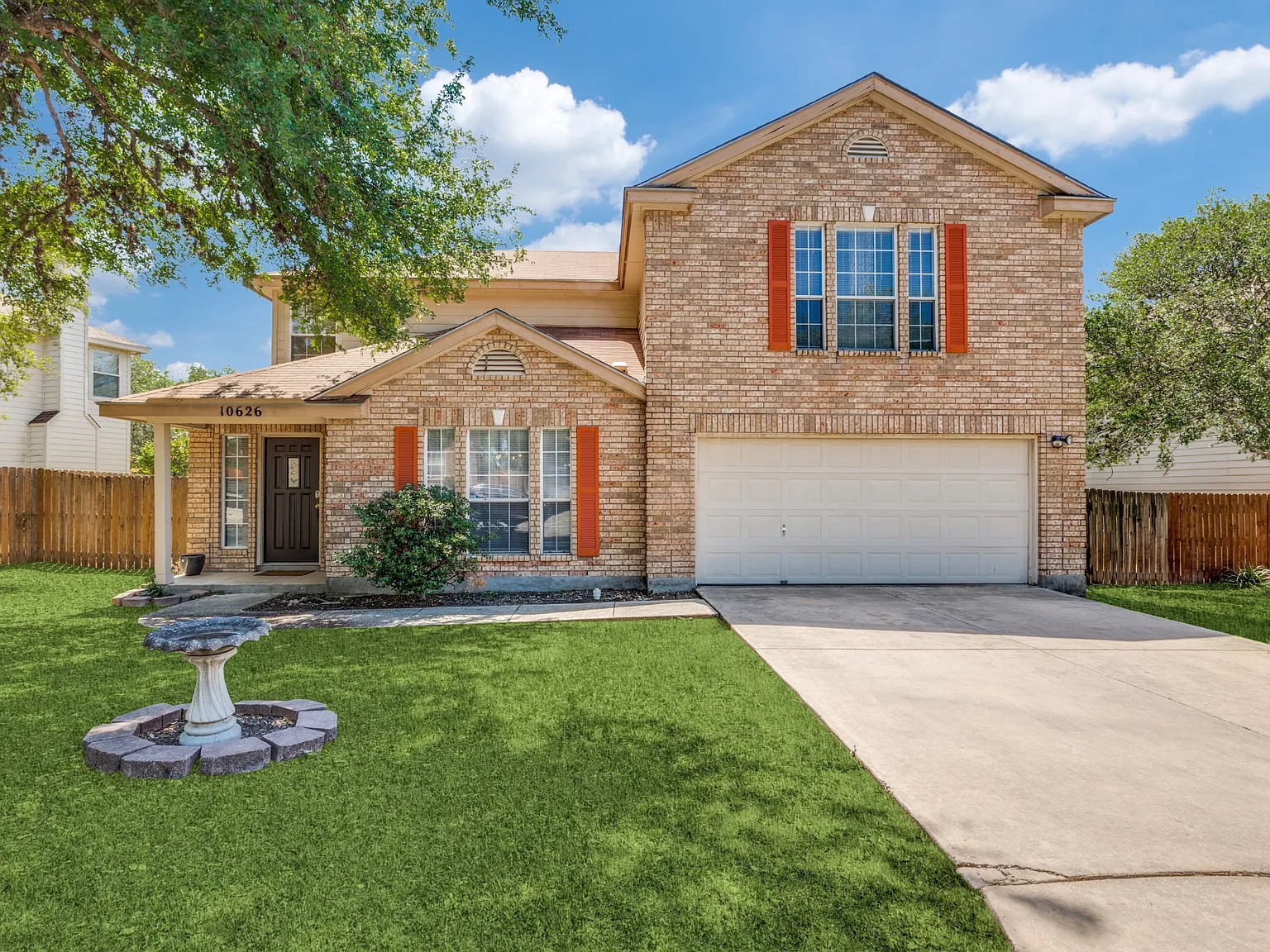 3 bed, 2.5 bath, 2231 sqft, $2,695 — Photo 1