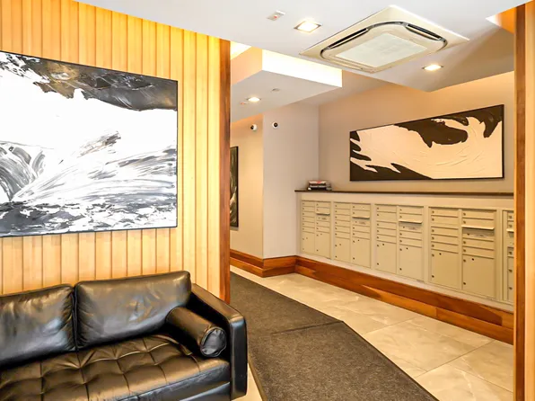 554 4th Avenue image 24 of 26