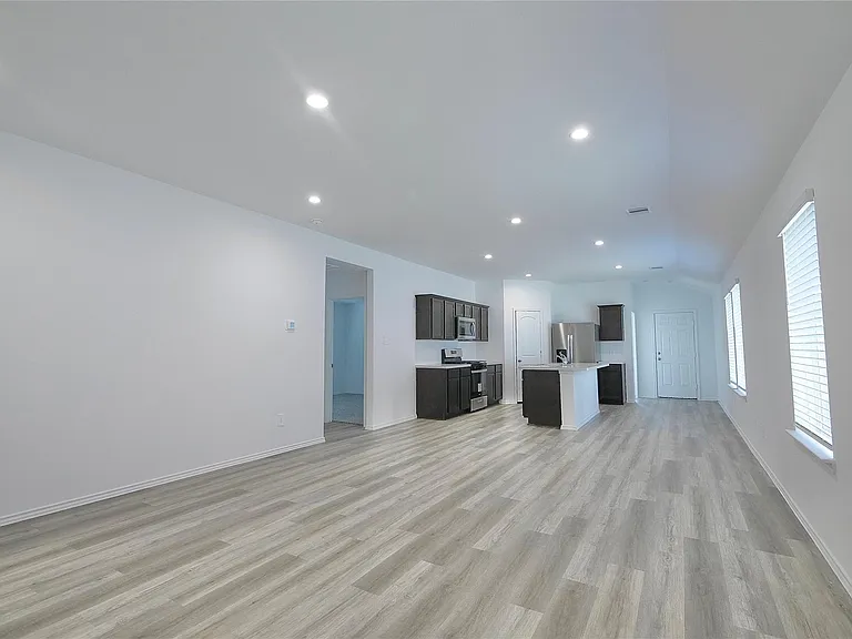16839 Sangiovese Dr — Photo 8