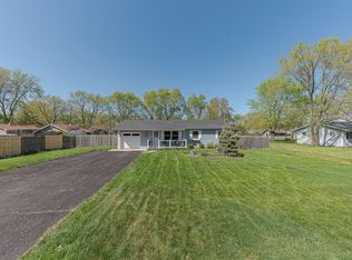 347 Hillside Rd, New Lenox, IL 60451