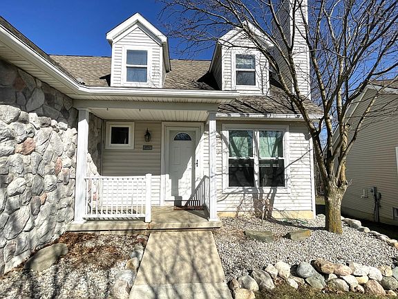 2nd image of 3959 Fox Glen Dr