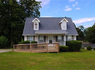 737 Carlton St SE, Gainesville, GA 30501