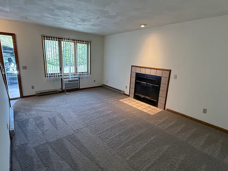 880 Hemlock Dr — Photo 17