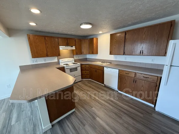 1231 2nd St, Cheney, WA 99004