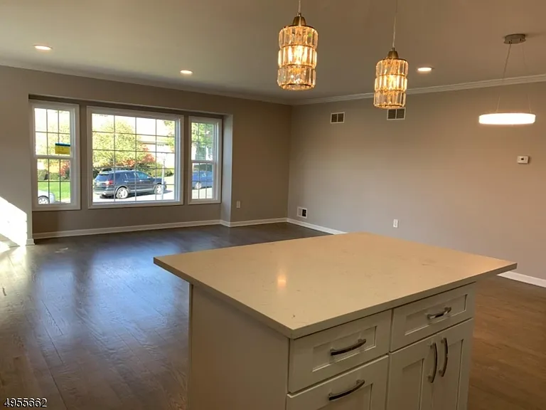114 Brandywyne Dr — Photo 8