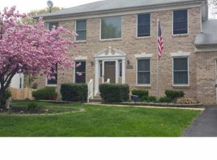 2949 Columbia Dr, Bensalem, PA 19020