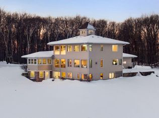 710 Maple Leaf Ct, Osceola, WI 54020