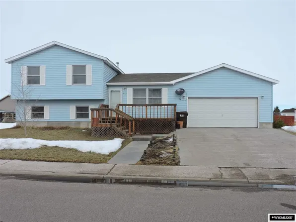 612 W Willow St, Lyman, WY 82937