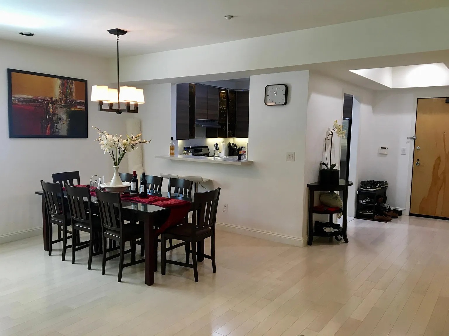 3 bed, 2.5 bath, 1800 sqft, $1,475 — Photo 2