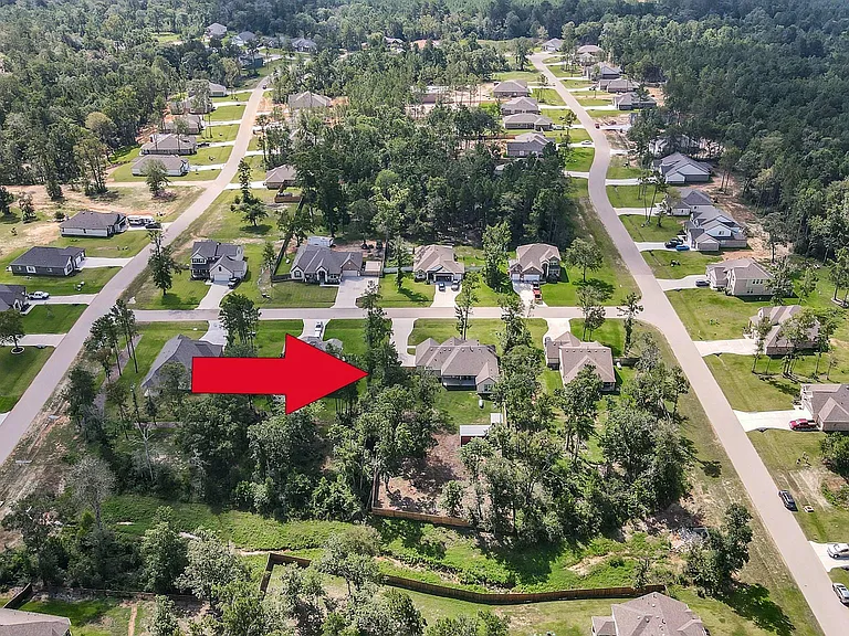 18207 Samie Nell Ct — Photo 43