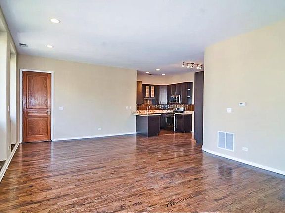 3rd image of 1885 N Winnebago Ave APT 3E