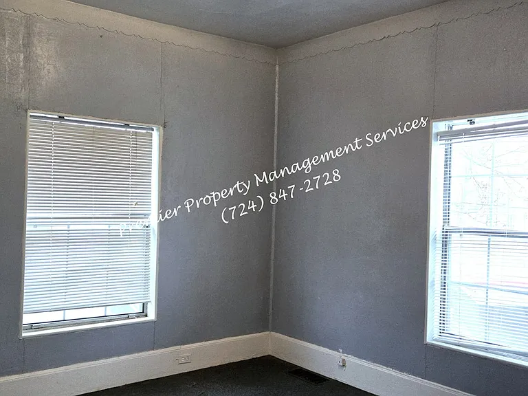 404 Center Ave #5 — Photo 11