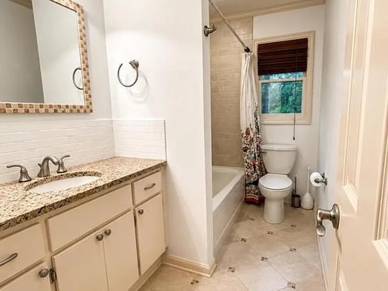 265 Broadmeade Dr — Photo 17