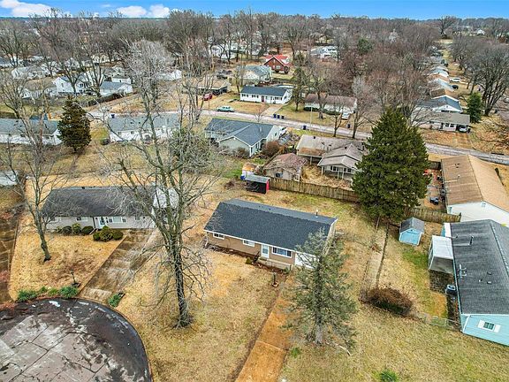 2nd image of 9865 Guthrie Ave