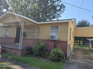 2013 W Ridgeway St, Jackson, MS 39213