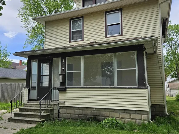 312 Baltimore St, Waterloo, IA 50701