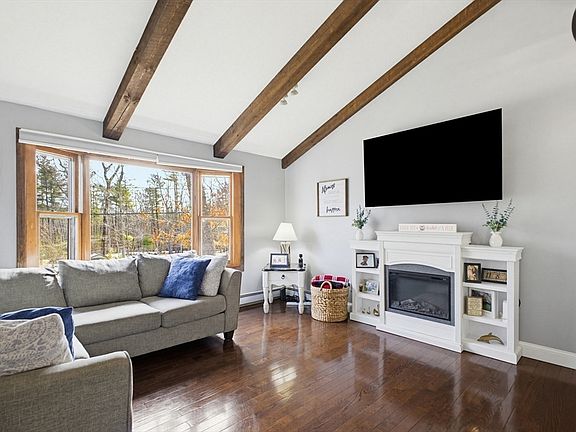 4th image of 65 Ashtead Rd