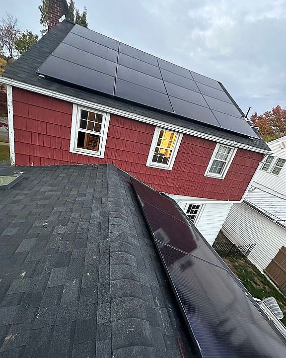 2nd image of 800 Woodland Ave