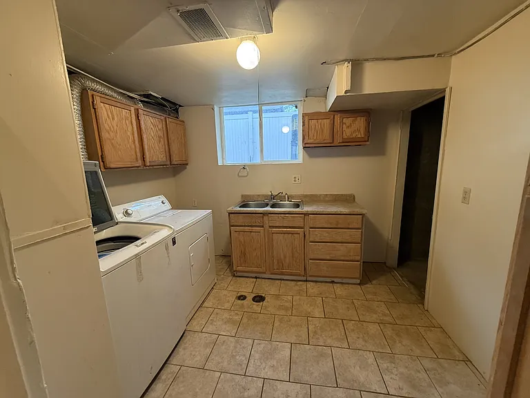 2735 S 700 E — Photo 9