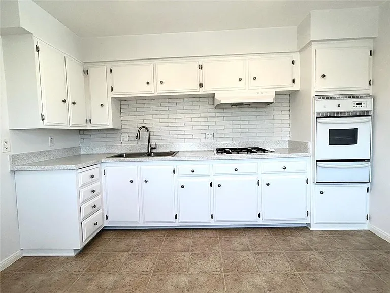 1601 Alabama St #3 — Photo 3