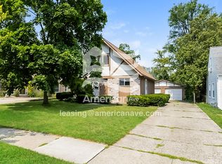 394 Harrington St, Mount Clemens, MI 48043