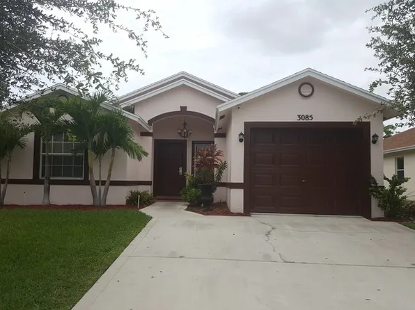 3085 Swain Blvd, Greenacres, FL 33463