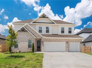 550 Apollo Dr, Centerton, AR 72719